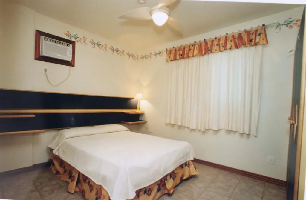 Apart Hotel Abaete contacts